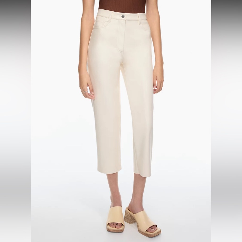 Aritzia “The Melina” cropped leather pants 0Short
